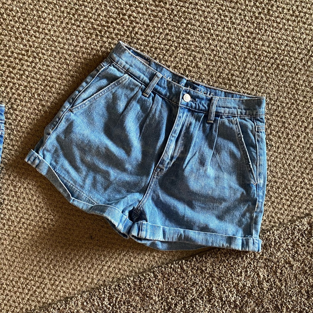 American Eagle Mom Shorts